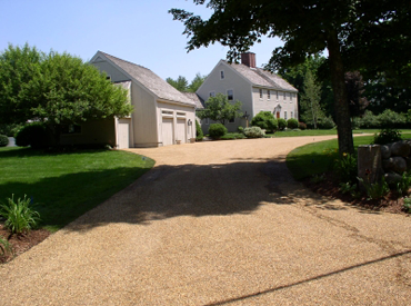 Stone chip driveway paving in New Hampshire